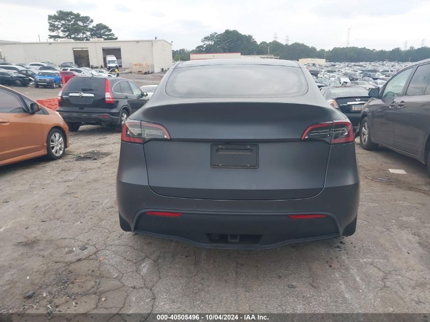 2022 Tesla Model Y Long Range Dual Motor All-Wheel Drive VIN: 7SAYGDEE9NF310749 Lot: 40505496