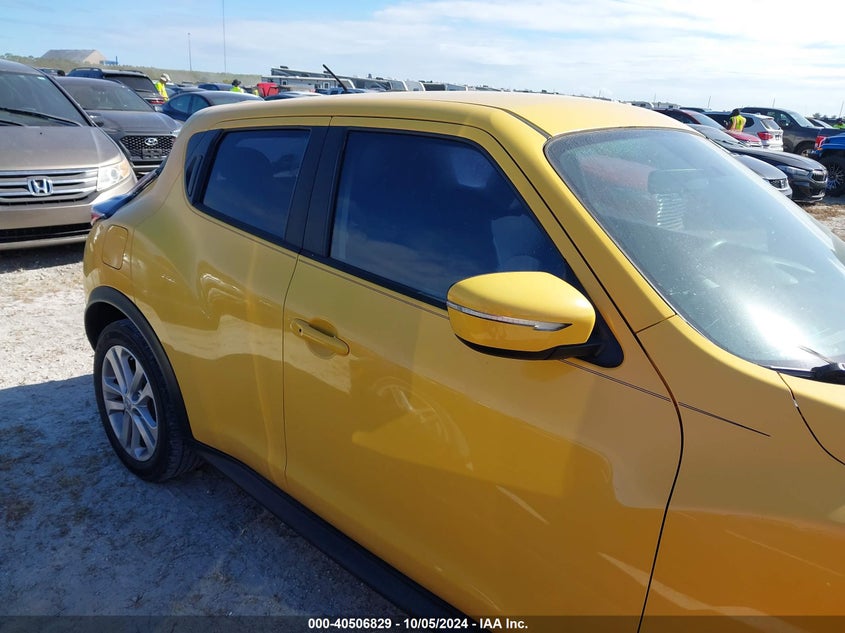 2017 NISSAN JUKE S - JN8AF5MR5HT703827