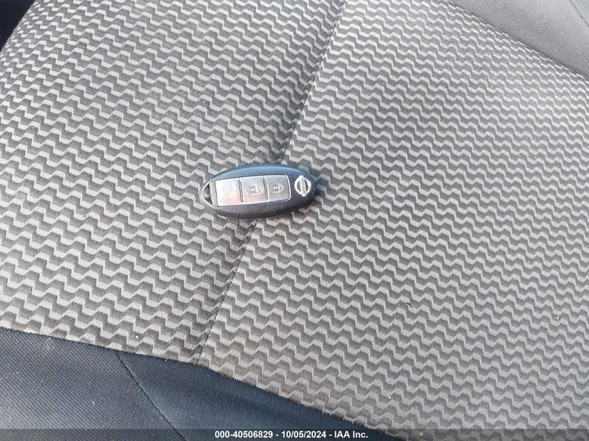 2017 NISSAN JUKE S - JN8AF5MR5HT703827