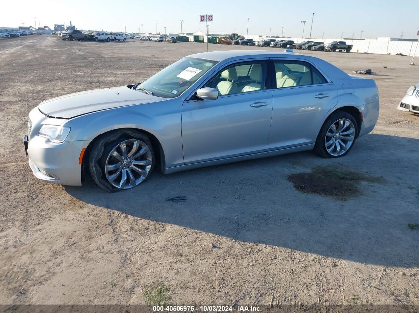 2C3CCAAGXKH667179 2019 Chrysler 300 Touring L