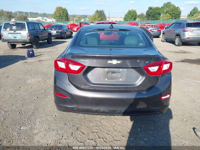 1G1BE5SMXH7138390 2017 Chevrolet Cruze Lt Auto