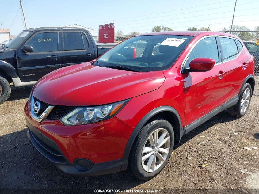 JN1BJ1CR9HW144177 2017 NISSAN ROGUE - Image 2