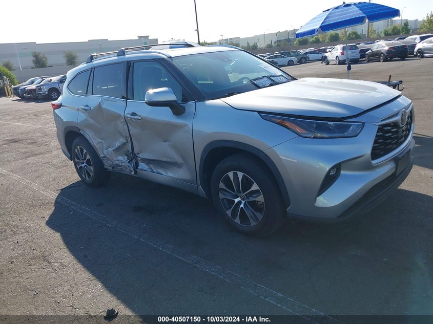 2021 TOYOTA HIGHLANDER (VIN: 5TDHZRAH0MS045007)
