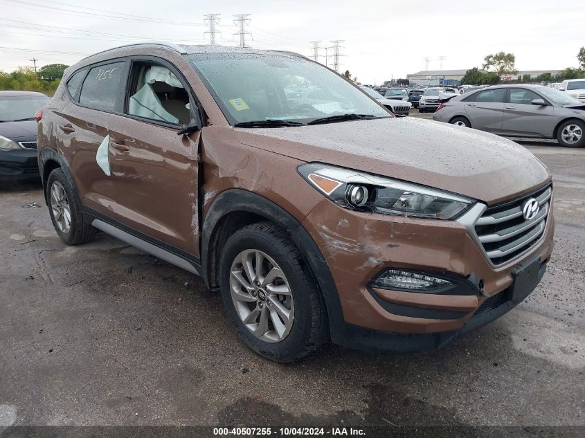 KM8J3CA43HU427574 2017 Hyundai Tucson Se Plus