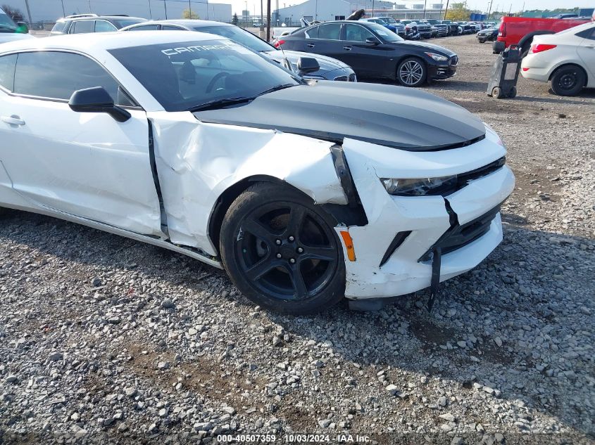 2018 Chevrolet Camaro 1Lt VIN: 1G1FB1RX6J0101807 Lot: 40507359