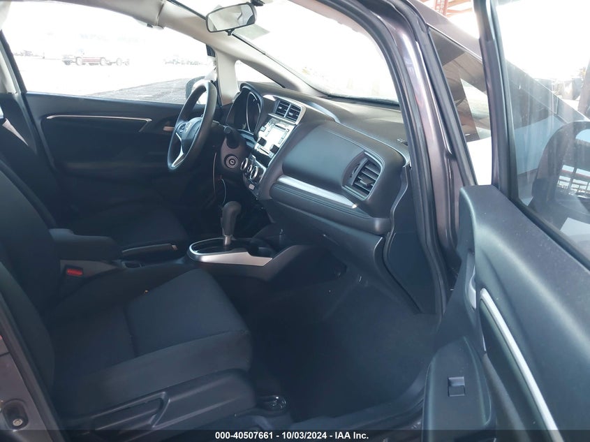 VIN 3HGGK5H45LM708552 2020 HONDA FIT LX