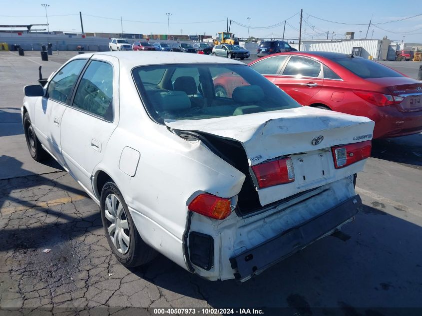 2000 Toyota Camry Le VIN: JT2BG22K0Y0384946 Lot: 40507973