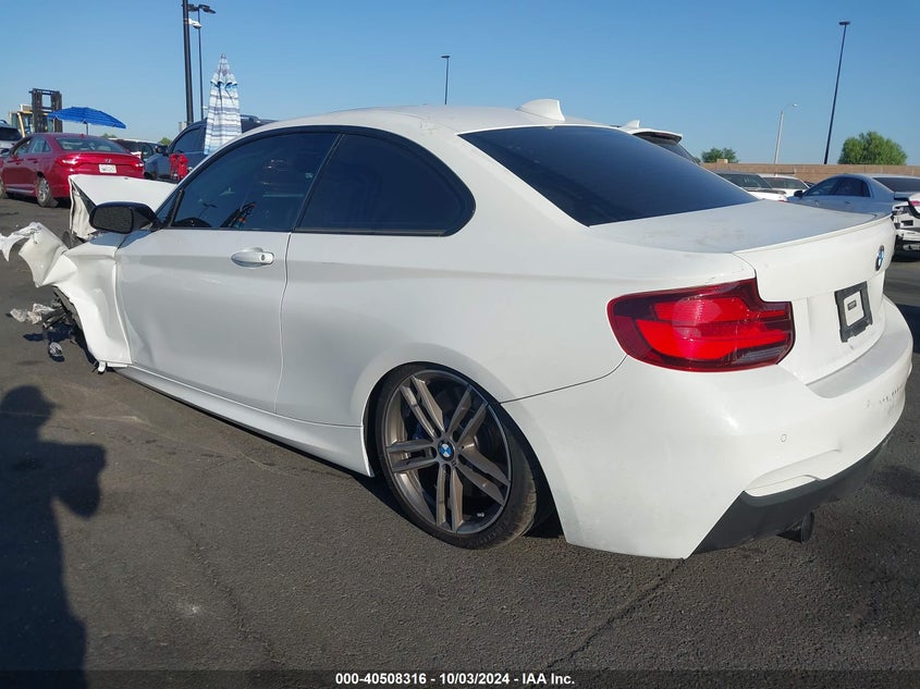 VIN WBA2J5C00L7E30282 2020 BMW M240I