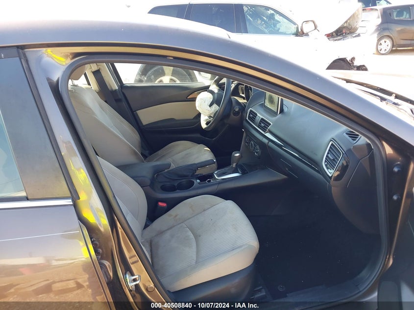Image 5 of 2016 Mazda 3  salvage vehicle - Lot #40508840 at IAAI