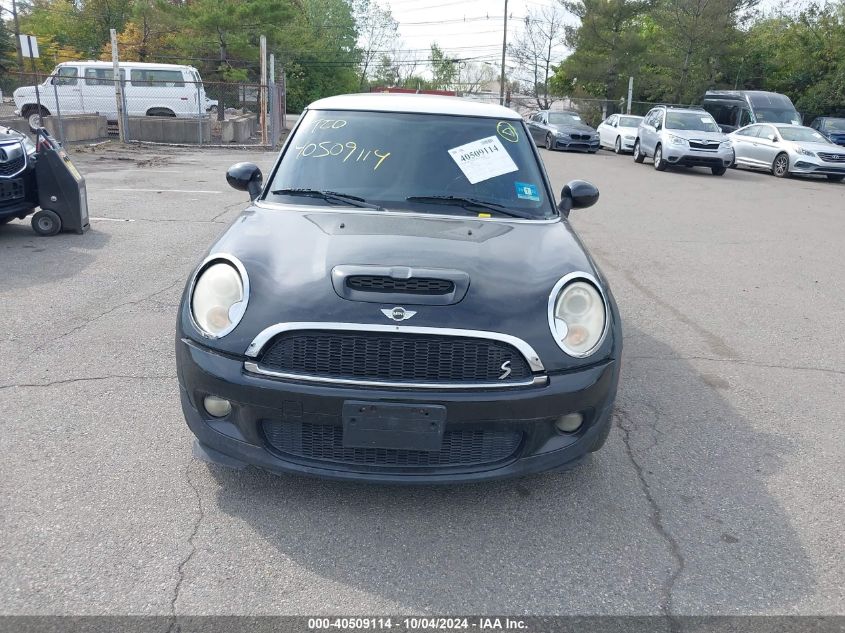 2010 Mini Cooper S VIN: WMWMF7C50ATX45246 Lot: 40509114