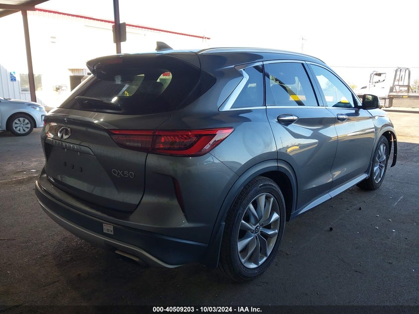VIN 3PCAJ5M13KF139853 2019 INFINITI QX50 LUXE