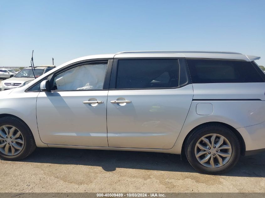 KNDMB5C18L6613983 2020 Kia Sedona Ex