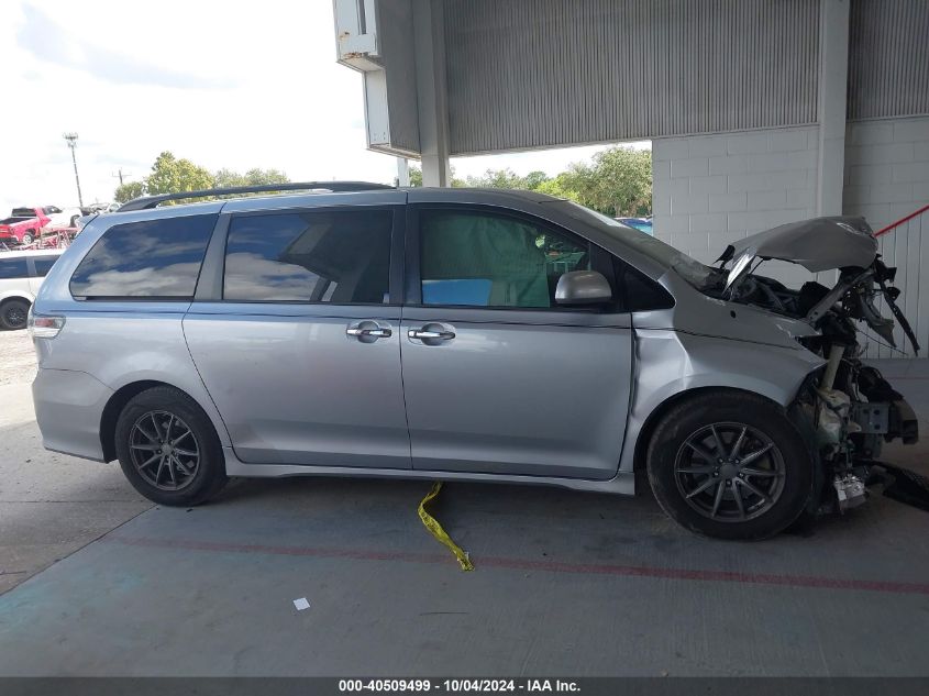 5TDXK3DC1DS297605 2013 Toyota Sienna Se 8 Passenger