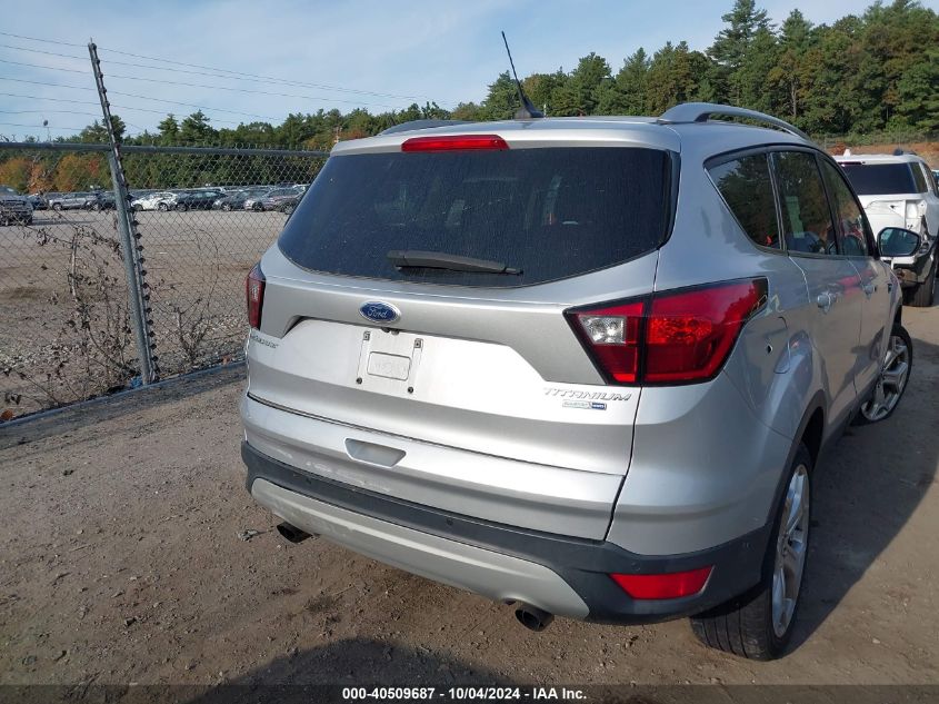 1FMCU9J93KUC30934 2019 Ford Escape Titanium