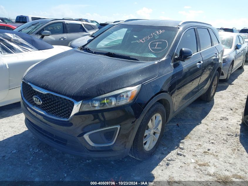 VIN 5XYPG4A31HG244384 2017 KIA SORENTO no.2