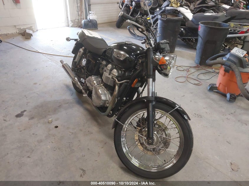 2003 TRIUMPH MOTORCYCLE BONNEVILLE - SMT900HN73J164157