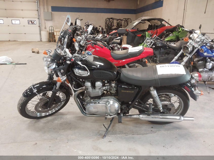 2003 TRIUMPH MOTORCYCLE BONNEVILLE - SMT900HN73J164157