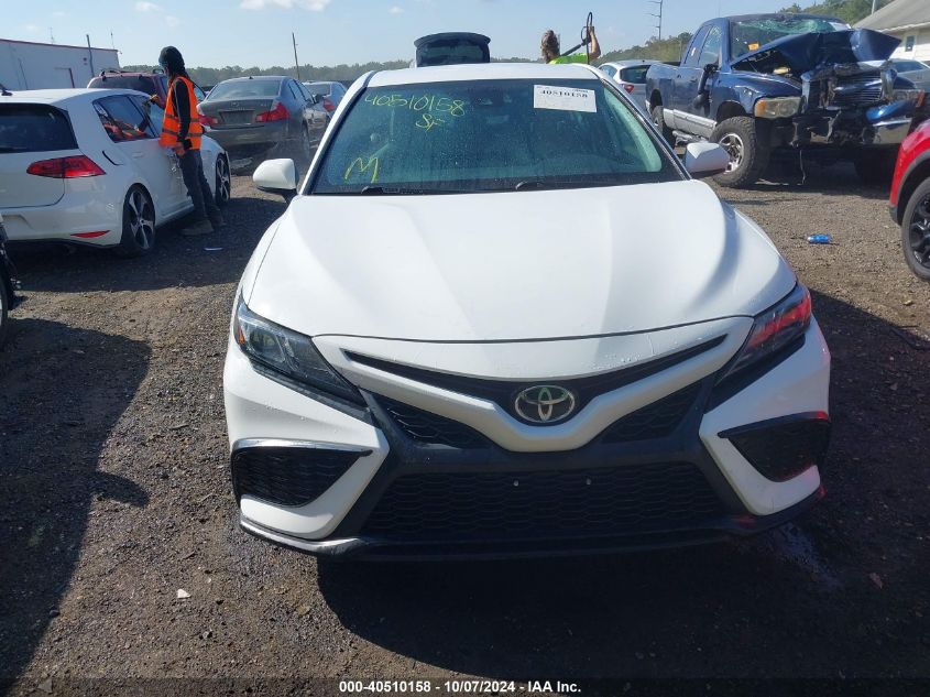 4T1G11AK4MU425619 2021 Toyota Camry Se