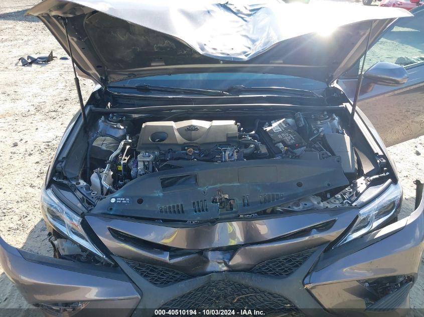 4T1B11HK7JU671723 2018 Toyota Camry Se