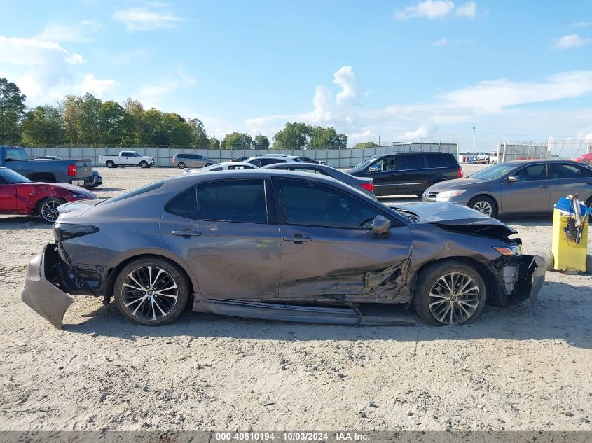 4T1B11HK7JU671723 2018 Toyota Camry Se