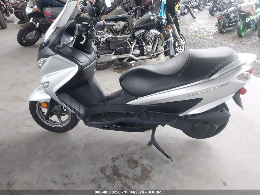 2014 Suzuki Uh200 VIN: MLCCH41AXE1600100 Lot: 40510258