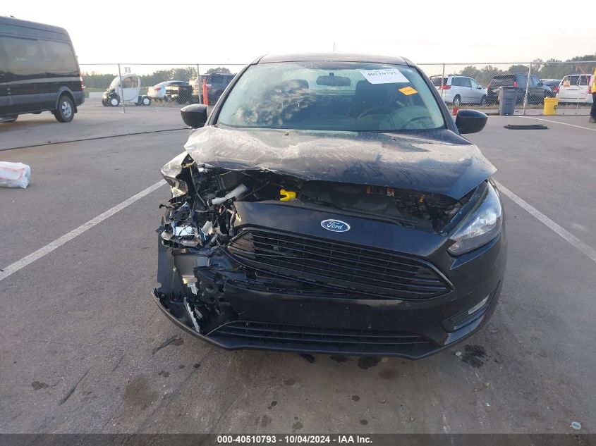 1FADP3FE8JL320948 2018 Ford Focus Se