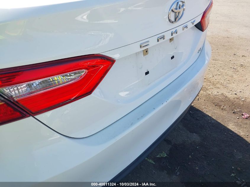 4T1B11HK8JU073687 2018 TOYOTA CAMRY - Image 22