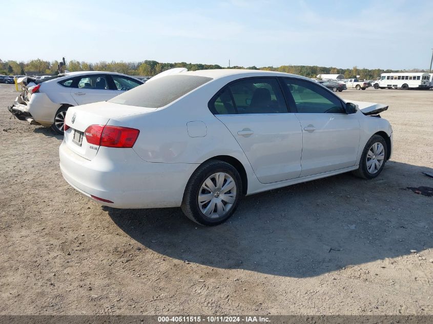 VIN 1C4HJXEN2KW516244 2013 VOLKSWAGEN JETTA no.4