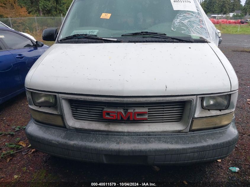 1GTDM19W0YB524087 2000 GMC Safari Standard