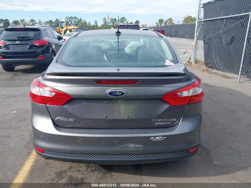 1FADP3J24EL240338 2014 Ford Focus Titanium