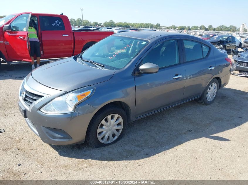 VIN 3N1CN7AP0JL811050 2018 Nissan Versa, 1.6 SV no.2