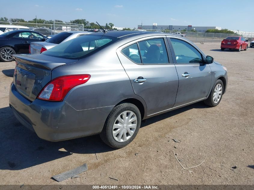 VIN 3N1CN7AP0JL811050 2018 Nissan Versa, 1.6 SV no.4