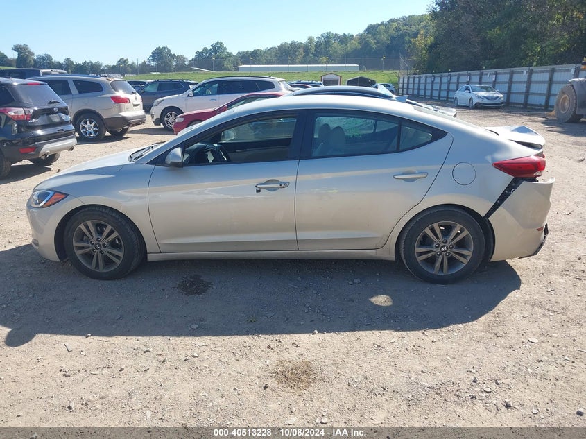 5NPD84LF7HH025655 2017 Hyundai Elantra Se