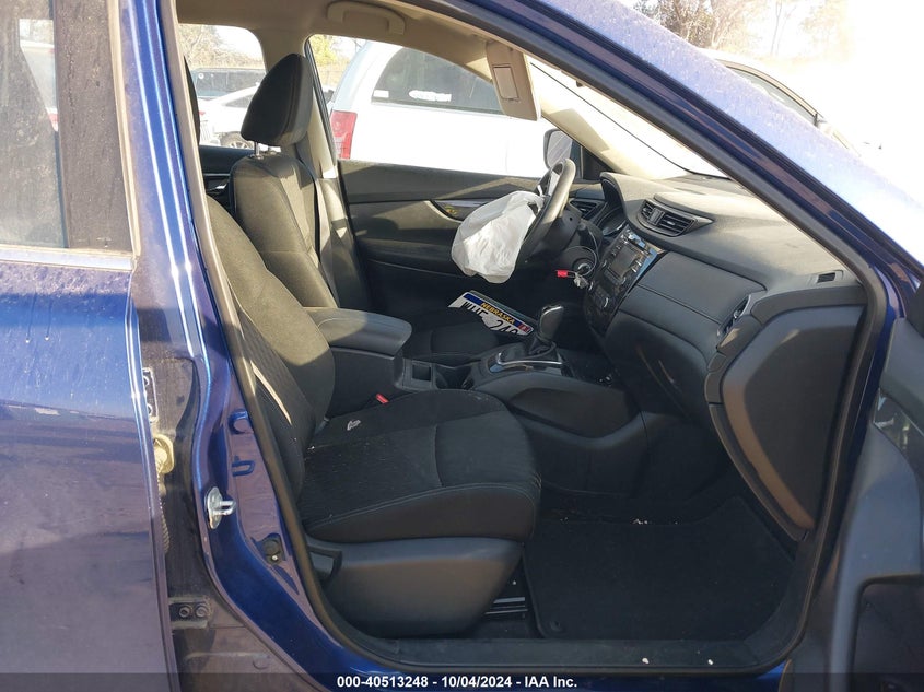 VIN KNMAT2MT8HP522809 2017 NISSAN ROGUE S