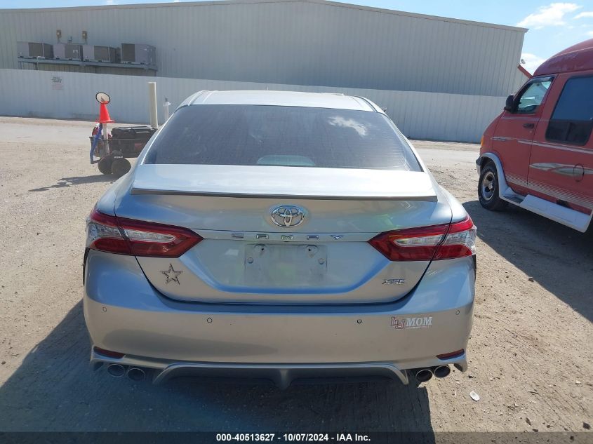 4T1B61HK8JU521881 2018 Toyota Camry Xse