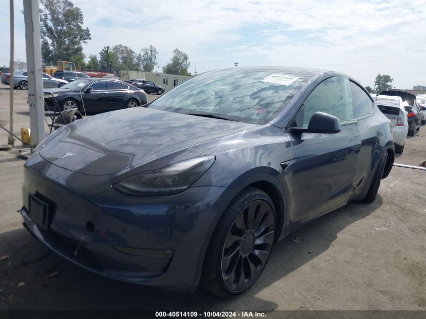 7SAYGDEF8NF557513 2022 TESLA MODEL Y - Image 2