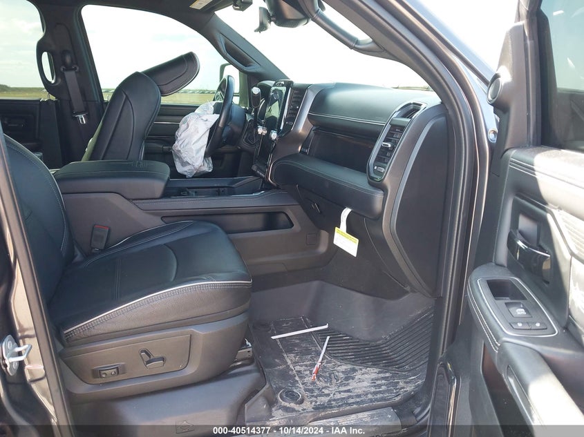 2023 RAM 2500 LIMITED 4X4 6'4 BOX VIN: 3C6UR5TL9PG628310