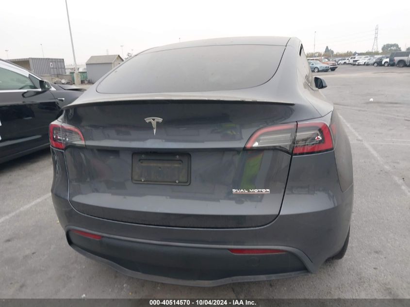 2022 Tesla Model Y Performance Dual Motor All-Wheel Drive VIN: 7SAYGDEF6NF404581 Lot: 40514570