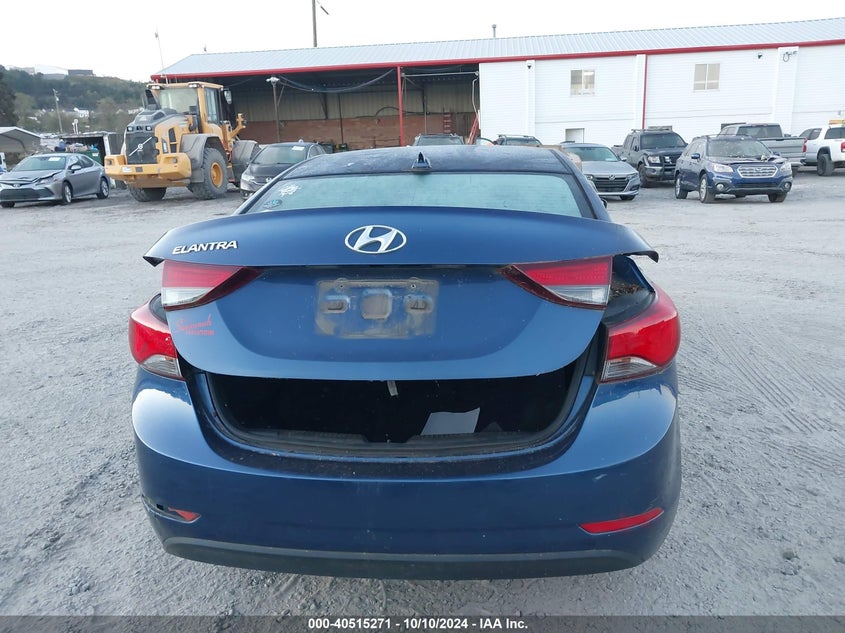 5NPDH4AE3GH782156 2016 Hyundai Elantra Se