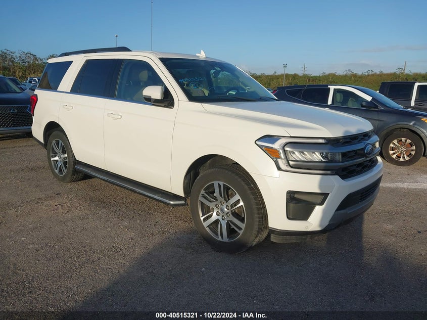 VIN 1FMJU1HT4NEA46319 2022 FORD EXPEDITION XLT