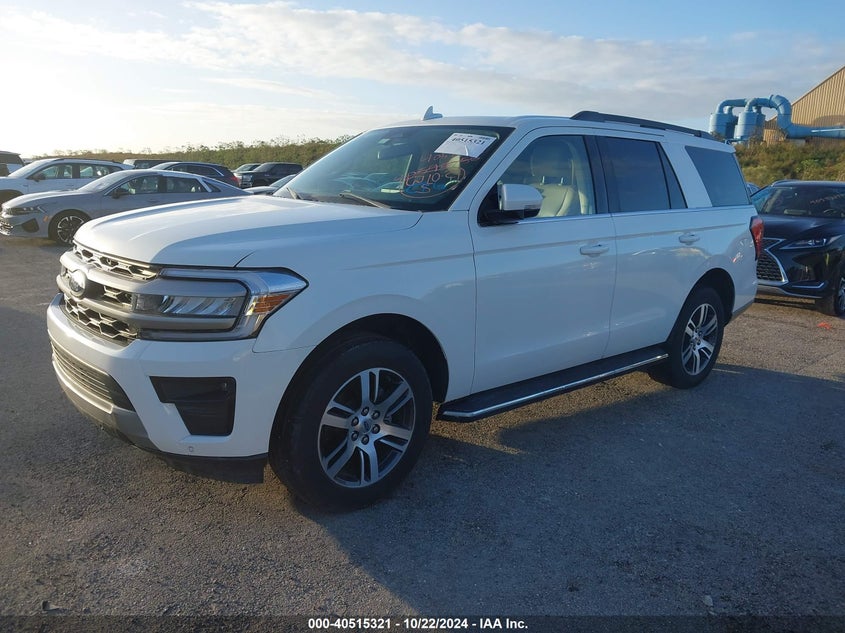 VIN 1FMJU1HT4NEA46319 2022 FORD EXPEDITION XLT