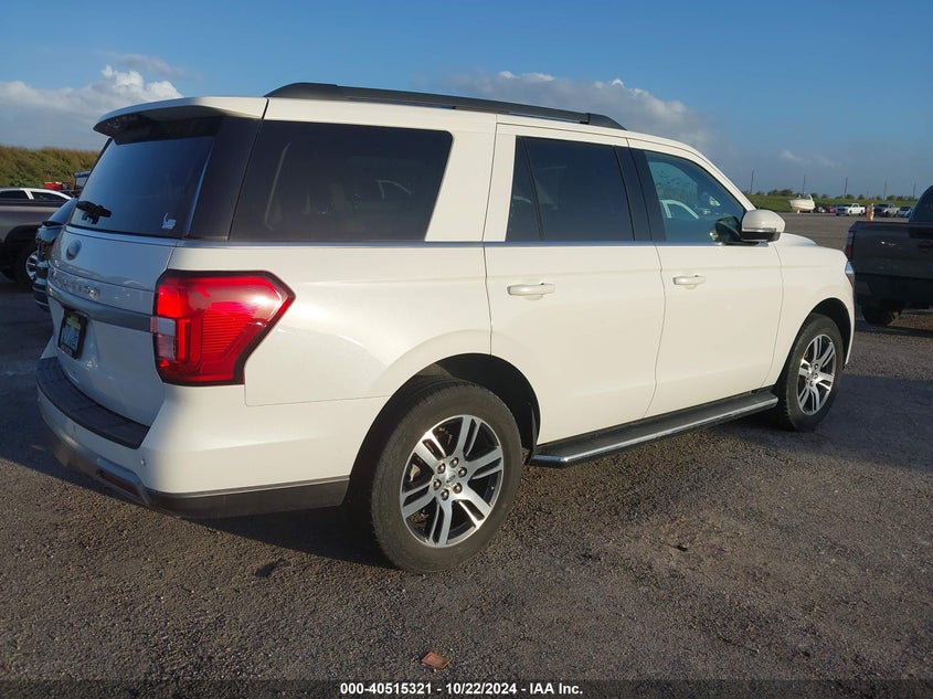 VIN 1FMJU1HT4NEA46319 2022 FORD EXPEDITION XLT