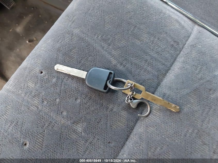 2003 Honda Pilot Lx VIN: 2HKYF18113H582184 Lot: 40515649