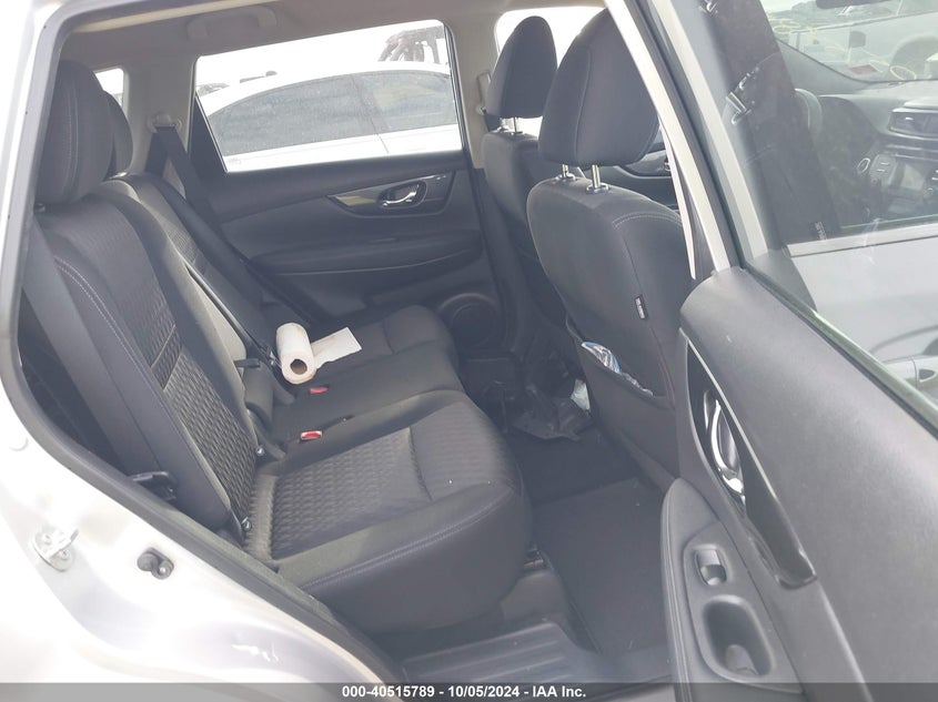 VIN KNMAT2MT7HP597629 2017 NISSAN ROGUE SV