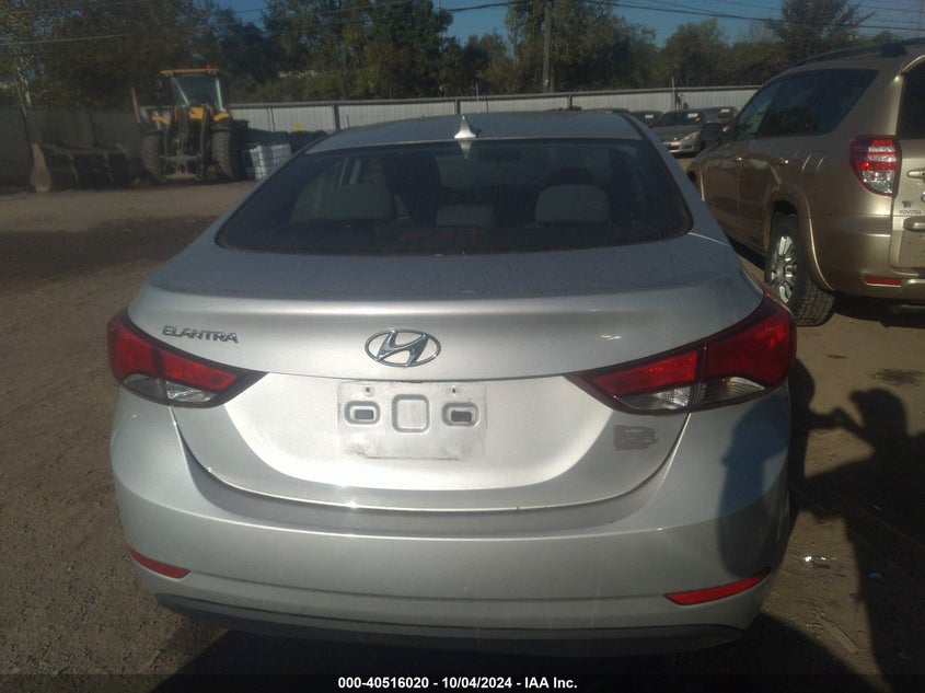 5NPDH4AE1FH639155 2015 Hyundai Elantra Se