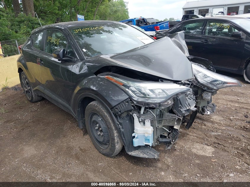 2021 TOYOTA C-HR (VIN: NMTKHMBX7MR139451)