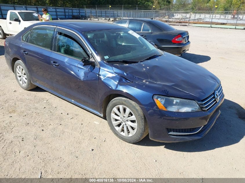 1VWAT7A35FC003459 2015 Volkswagen Passat 1.8T Wolfsburg Edition