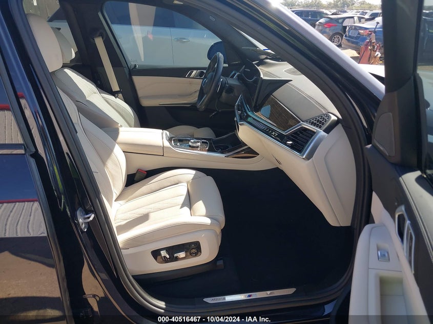 VIN 5UX23EM04P9N48823 2023 BMW X7 XDRIVE40I