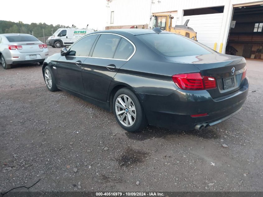 VIN 1G6AB5SX1F0104563 2011 BMW 528I no.3