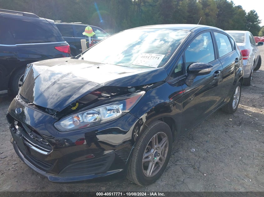 VIN 3FADP4EJ8KM145847 2019 FORD FIESTA SE